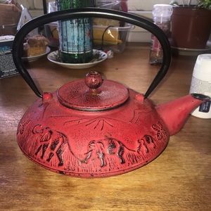 cask iron tea pot